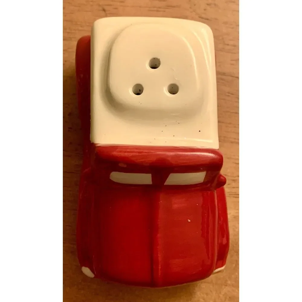 Red Pickup truck and Christmas Tree‎ salt and pepper shakers